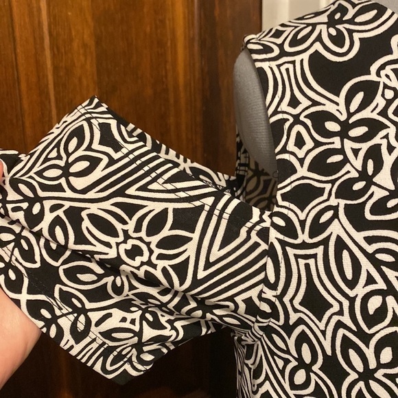 Rafaella Cold Shoulder Keyhole Blouse - Picture 3 of 10